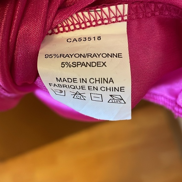 Pretty party dress! - Picture 3 of 3